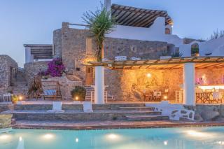 Anerousses Mykonian Traditional Houses - 4