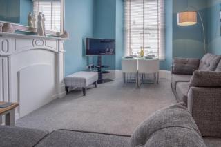 Flint House - 2 Bedroom Apartment - Tenby - 6