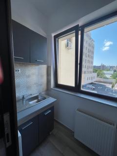 RHIZOME / well anchored in the city center - 1