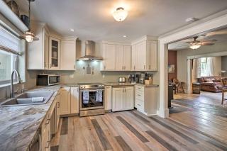 Cotopaxi Escape with Game Room on Arkansas River! - 1