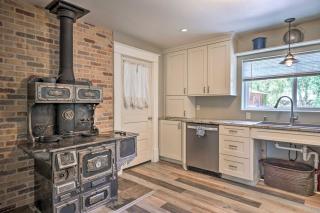 Cotopaxi Escape with Game Room on Arkansas River! - 2