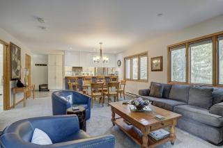 Newly Remodeled Spacious 1 Bedroom condo - 7
