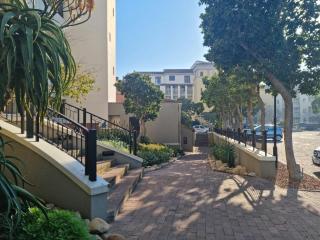 Island Club by Smart City Stays - 4