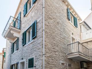Apartments Sonja - Pučišća - 0