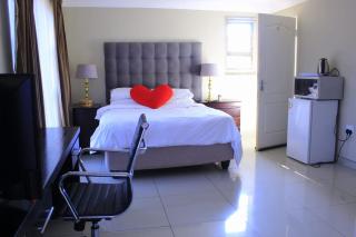 Lullaby Guesthouse - Tzaneen - 9