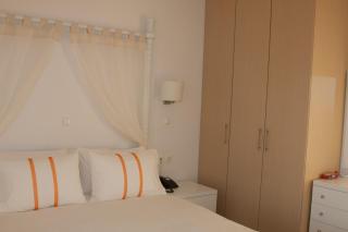 Thea Hotel - Studios & Suites - Marmari - 4