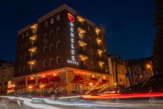 Benelux Hotel - Pejë - 0