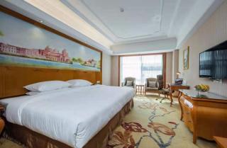 Vienna International Hotel Xinyang Yangshan New District - Xinyang - 8