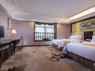Vienna 3 Best Hotel Meizhou Mei County People Square - Meizhou - 8