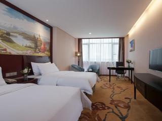 Vienna International Hotel Shantou Chenghai Waisha Bridge - 0