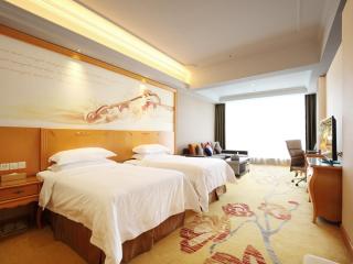 Vienna International Hotel Guangzhou Changlong Qifu Xincun - Guangzhou - 2