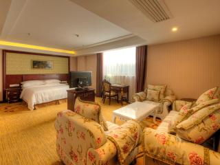 Vienna Hotel Shanghai Happy Valley - Songjiang - 1