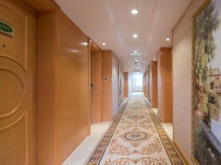 Vienna Hotel (Huizhou Daya Bay Xinyi Store) - Huizhou - 1