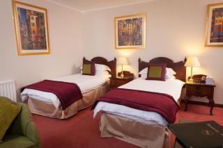 Best Western Sysonby Knoll Hotel - 9