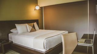Remfort Hotel - Santa Ana - 7