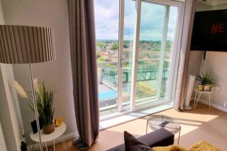 ⭑ Staywelcome- Stylish Apartment Near Heathrow, Skyline Views ⭑ - Feltham - 7
