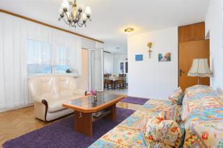Apartments by the sea Arbanija, Ciovo - 18661 - Trogir - 1