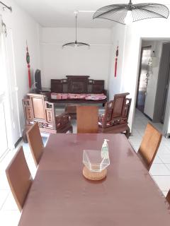 Appartement charmant à Saint-Denis, 46 m², parking inclus. - Saint-Denis - 2