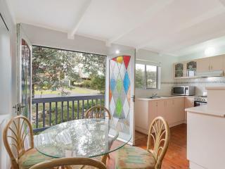 Pet friendly Beach House at Kianga - 8