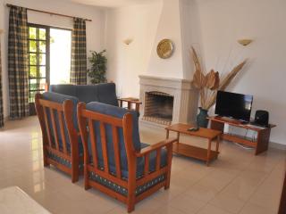 Spacious four bedroom villa with pool - Vilamoura - 4