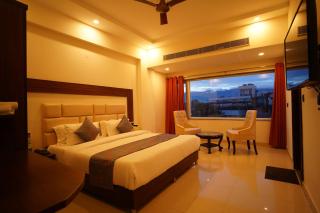 Hotel Doon's Pride - 1