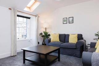 JOIVY Beautiful Mews Home near Princes Street - Edimburgo - 6