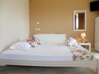 Villa Rodia 3 guests - Potos - 3