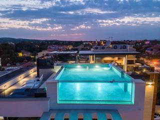 GrandPalazzo Apartments - Vir - 4