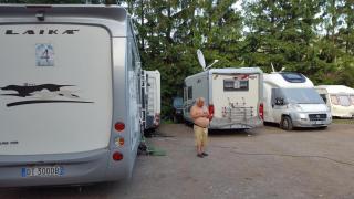 camping aviator, numai TEREN, campare pentru rulote autorulote PERSONALE, Campingul nu are rulote !!! Busteni - Buşteni - 4