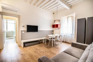 Leone Guest House - Follonica - 0