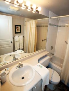 Times Square Suites Hotel - Vancouver - 8