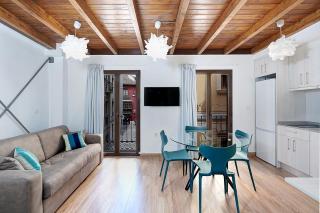 Tina Home - Granada - 0