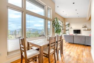 Mt Adams River View House - 1