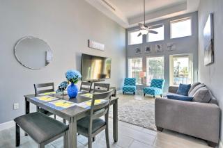 Modern Galveston Condo Pool View and Walk to Beach! - Galveston - 4