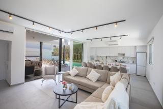 Kube Luxury Villas - 1