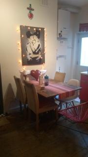 Homey, warm & welcoming room. - 3