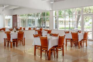 Hotel Siret Saturn - 8