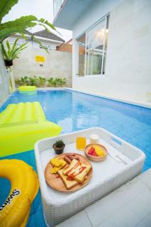Villa White House Batu - 4