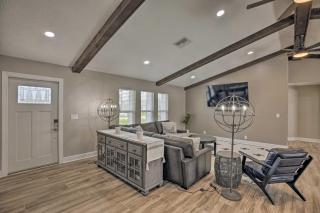Canal-Front Cape Coral Home Pool and Patio - Cape Coral - 6