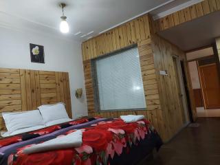 Hotel Grand Habib - Srinagar - 1