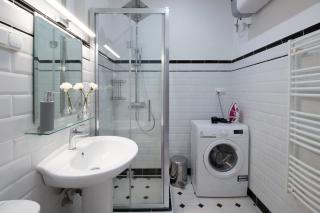 Amora Homes Basilica view Imperial Suite -SAS street -NEED RESERVATION FOR FREE PARKING - Budapest - 1