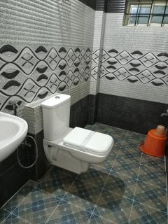 The Kissing Mountains - 5