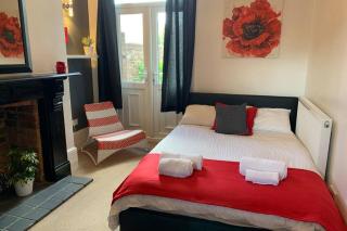 Southsea Space big bright 5 bedroom house sleeps 12 - Portsmouth - 5