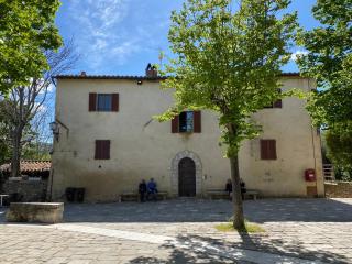 Window to Bagno Vignoni - 4