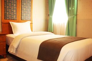 Travellers Suites Serviced Apartments - Medan - 1
