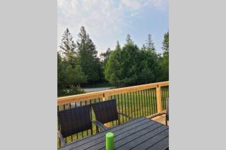 Michaels Bay Getaway on Manitoulin Island - South Baymouth - 4