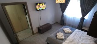 Ana Lux Apartments Brasov - Braşov - 3