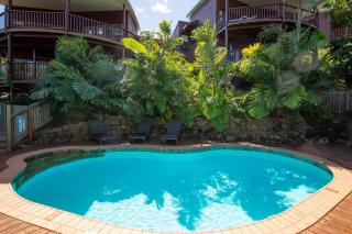 Casuarina Cove Apartments - 3