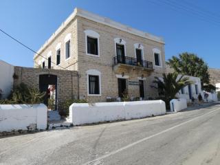 Fanivevisgarden - Chora Folegandros - 9