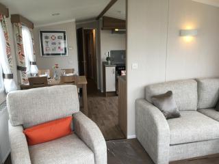 3 Bed Luxury Mobile Home Hoburne Park Christchurch - 3